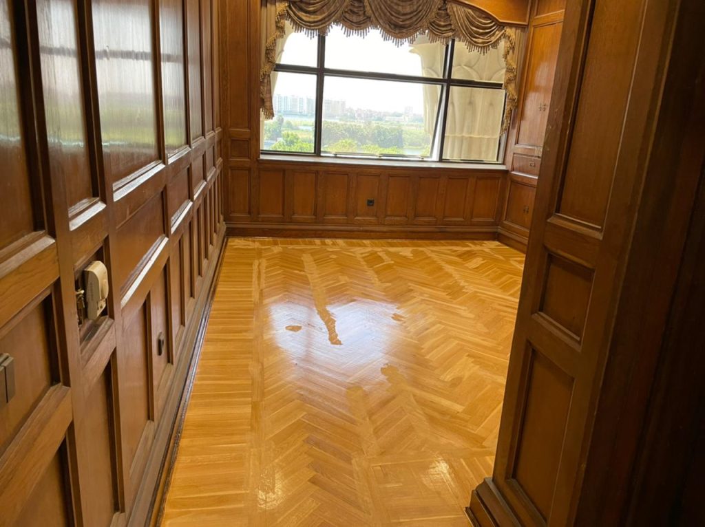 https://www.elnesr-eg.com/en/project/wood-floor-renovators-skimming-and-parquet-paint/